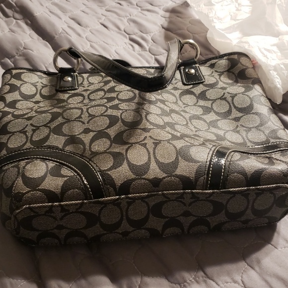 Coach pocket book - Picture 3 of 3